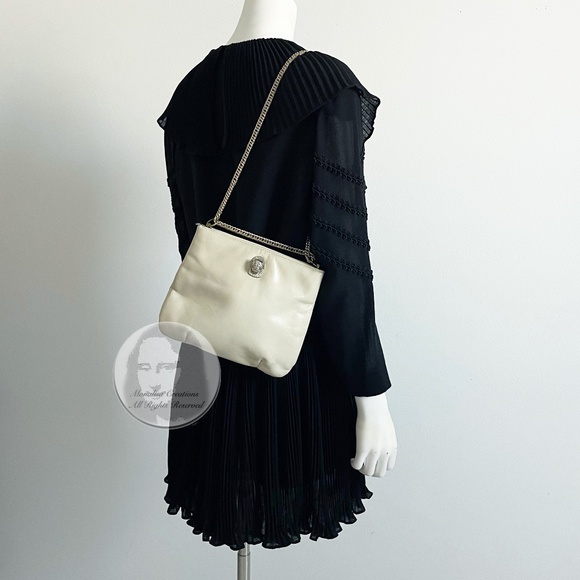 Vintage Ruth Saltz Shoulder Bag Retro 80s Eggshell Leather with Cougar Head - Picture 3 of 9